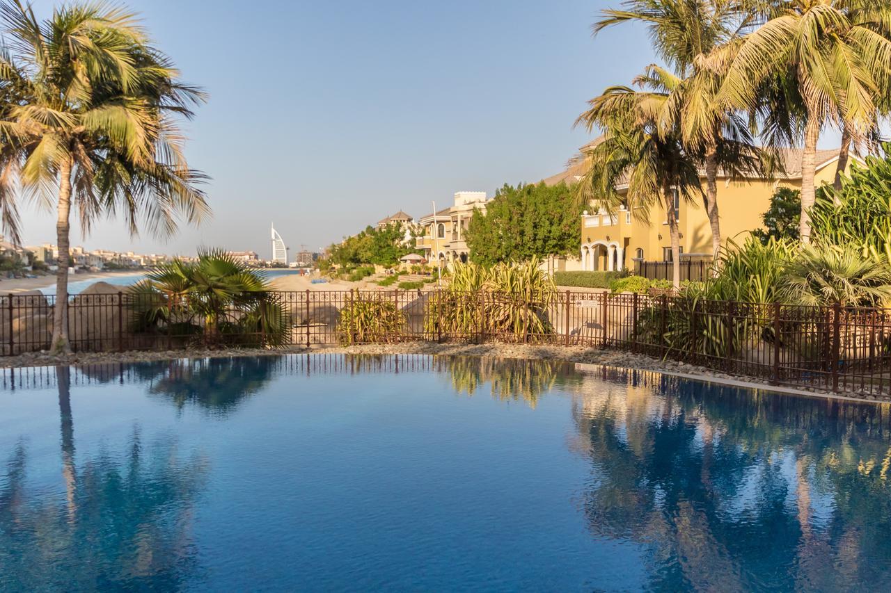 Yanjoon Holiday Homes - Palm Jumeirah Frond A Villas Dubai Exterior foto